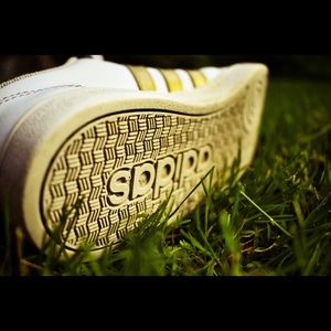 Looking for dirty old shoes for photo shoot